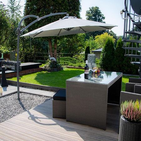 Unterschlupf Radeberg Mit Garten & Whirlpool Eksteriør billede